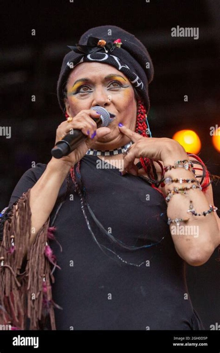 Annabella Lwin - BlogNews