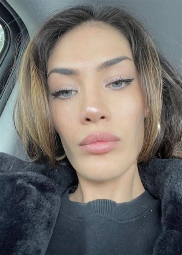 Ashley Cruger Wiki, Wikipedia, Ethnicity, Age, Images, Instagram, Birthday, Model