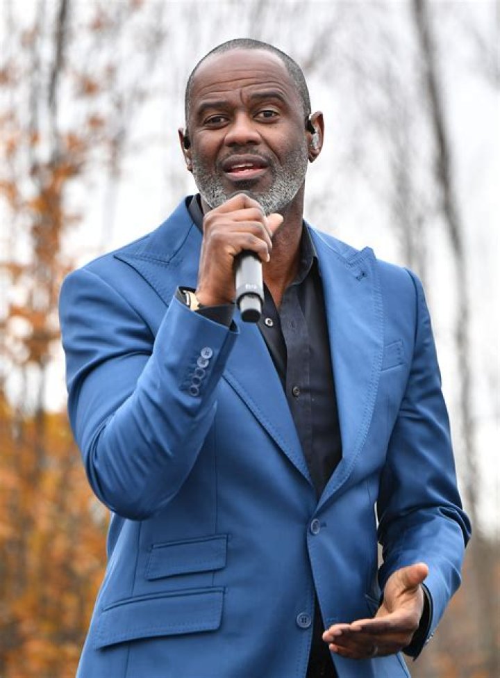 Brian McKnight ·