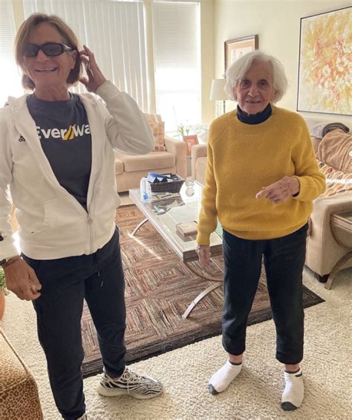 Unveiling Diana Nyad's Spouse: Unveiling The Behind-the-Scenes Support