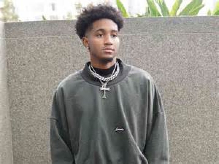 Diezel Braxton-Lewis ·