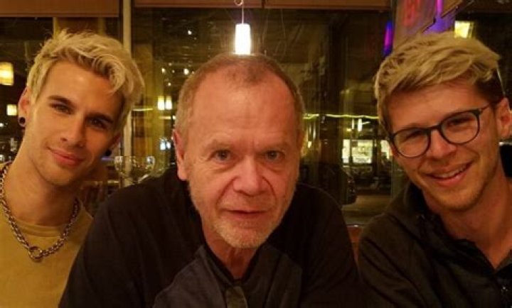 Eric Mondo- Wiki, Age, Net Worth, Height, Dating, Ethnicity