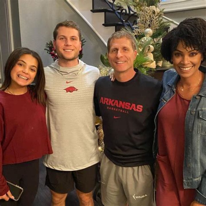 Uncover The Unbreakable Bond: Eric Musselman's Family Unveiled