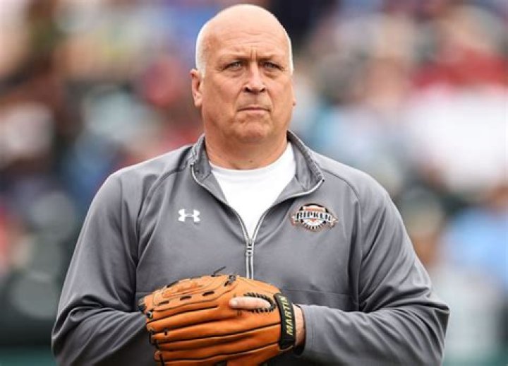 Is He Married To Anyone After Kelly Ripken?