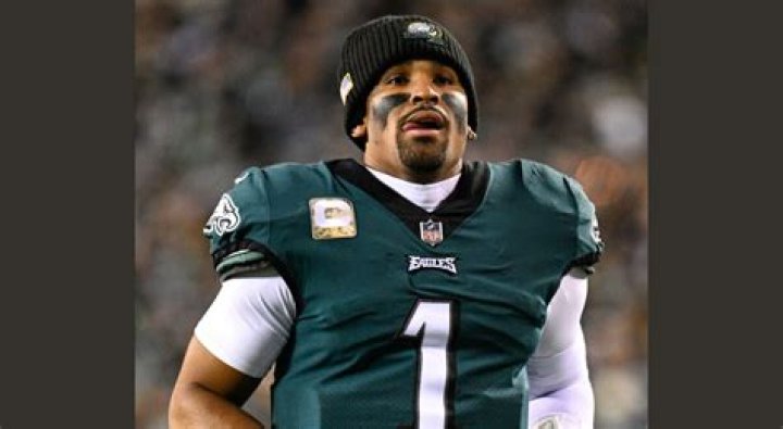 Jalen Hurts Wikipedia, Stats, Wife, Net Worth, Girlfriend, Salary, Instagram