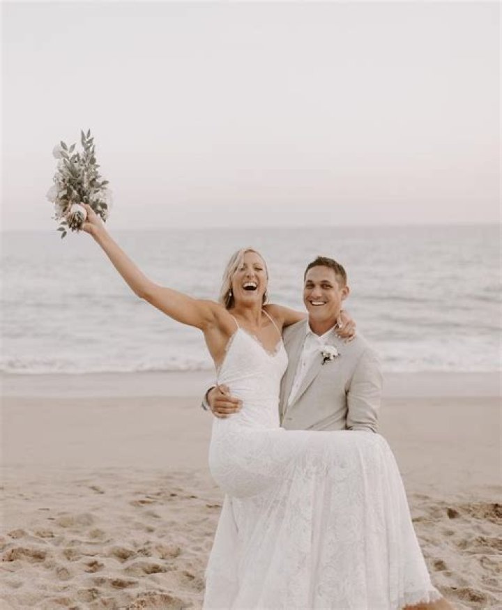 Jordan Larson Husband: Is She Married To Boyfriend Luke Burbach? Meet The Volleyball Player On Insta