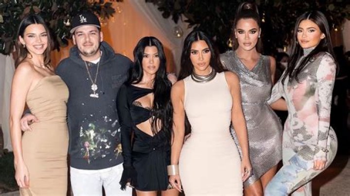 The Essential Guide To The Kardashian Siblings: A Comprehensive Overview