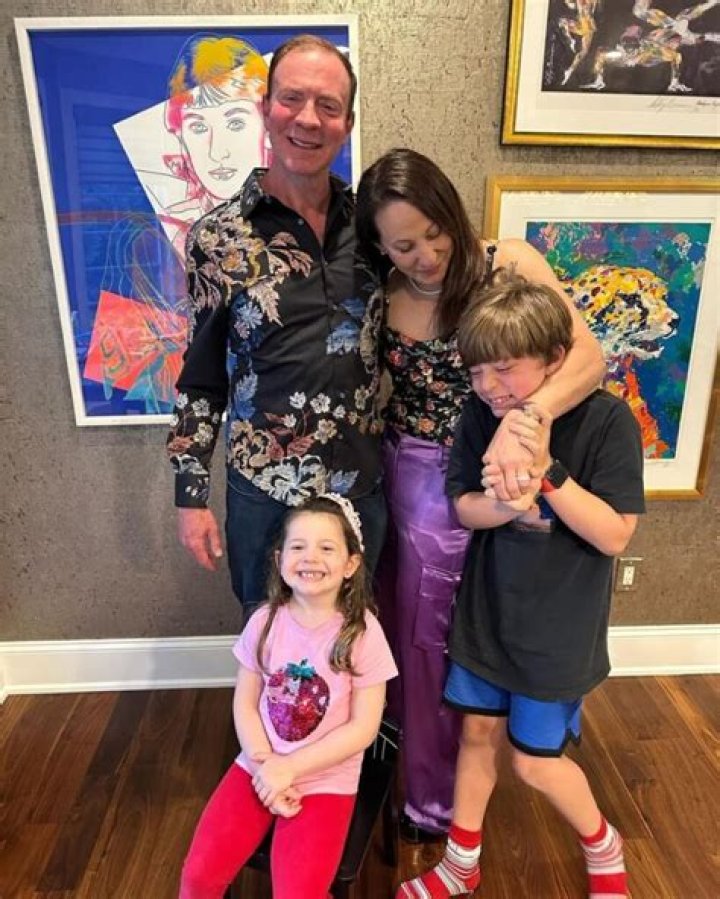 Ken Goldin Wikipedia, Net Worth, Daughter, Wife, Age, Auctions, Family