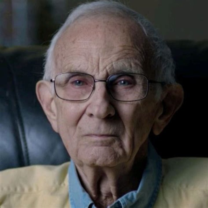 Is Jeffrey Dahmer's Father Still Alive? |