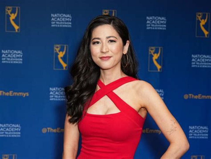 Mina Kimes Bikini, Who is, Ethnicity, Measurements, legas, Hot, Husband, height, Salary, Podcast, Contract, Age, Net Worth