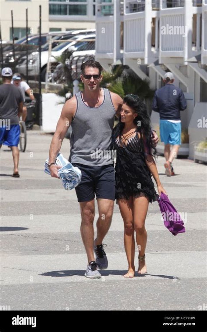 Unlocking The Secrets Behind Neon Hitch's Enigmatic Boyfriend