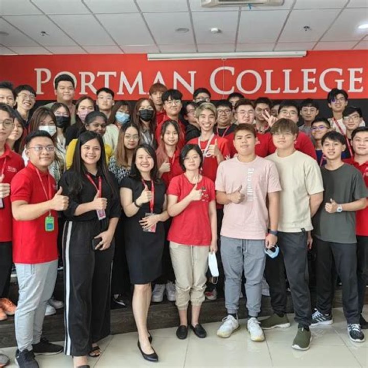 NovaVibe | Neva Portman |