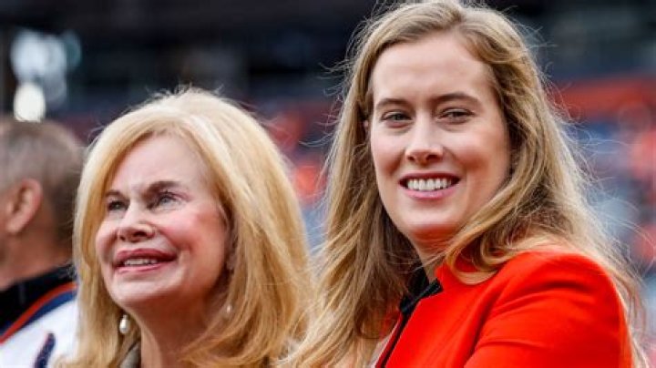 Pat Bowlens wife Annabel Bowlen: Know about their married life and children