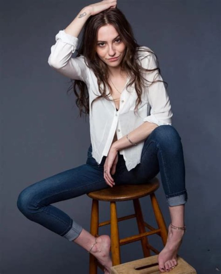 NovaVibe | Romy Marion Byrne