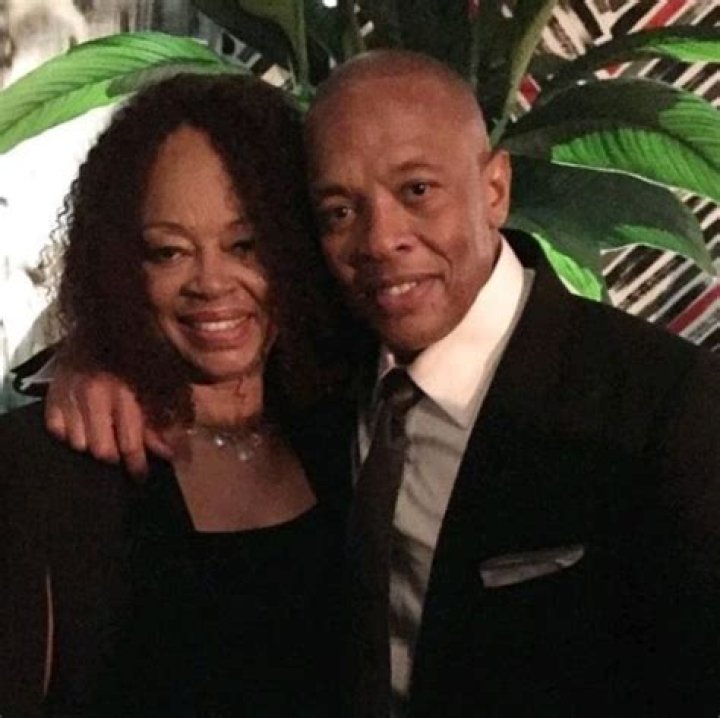 Facts About Dr. Dre's Sister |