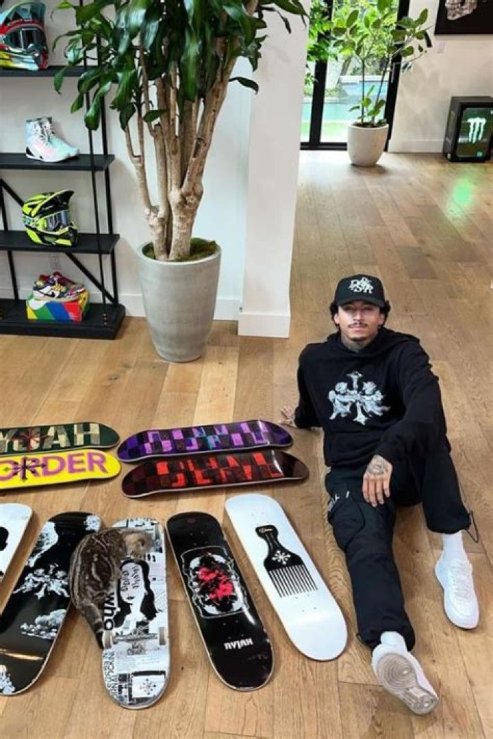 Who Are Adeyemi And Kelle Huston?