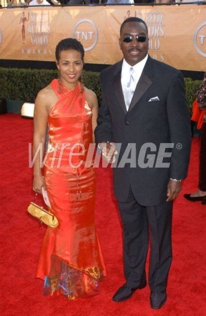 Unveiling Clifton Powell's Wife: Discover Her Remarkable Story