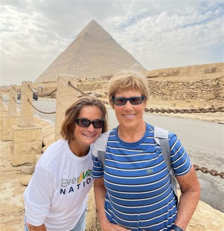 Who Stands Behind Diana Nyad's Success