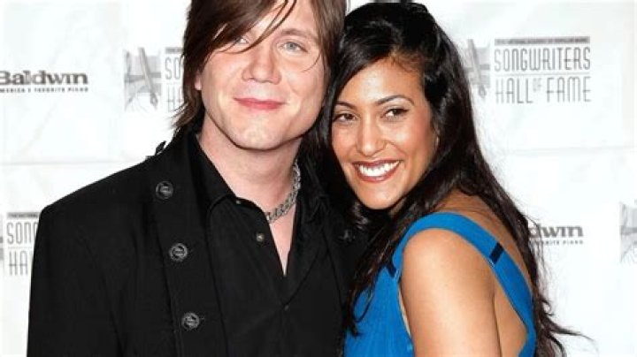 Who Is John Rzeznik's Wife Melina?