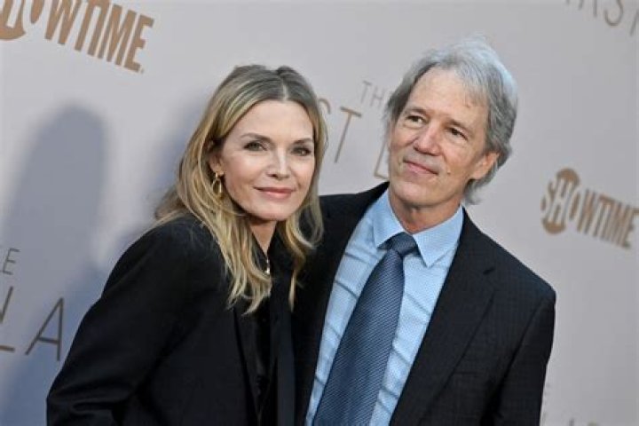 Who Is Michelle Pfeiffer Married To, Husband, Partner, Relationship, Spouse, Boyfriend, Dating ·