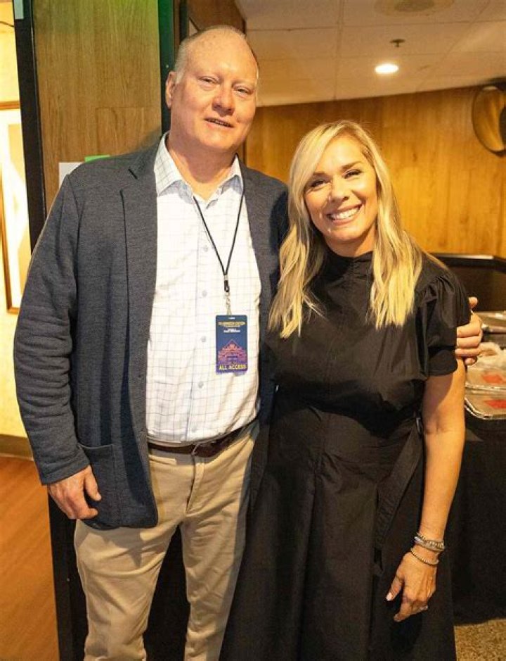 Unveiling Leanne Morgan's First Husband: Discoveries And Insights