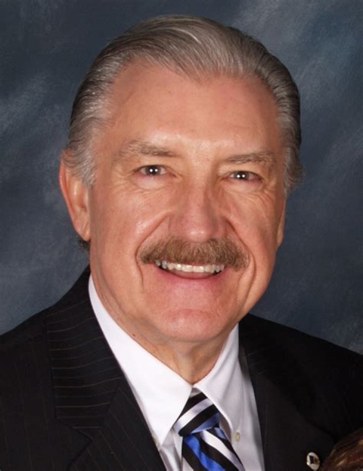 Zak Bagans And Holly Madison Are Seperated! Know About Their Love Relationship |